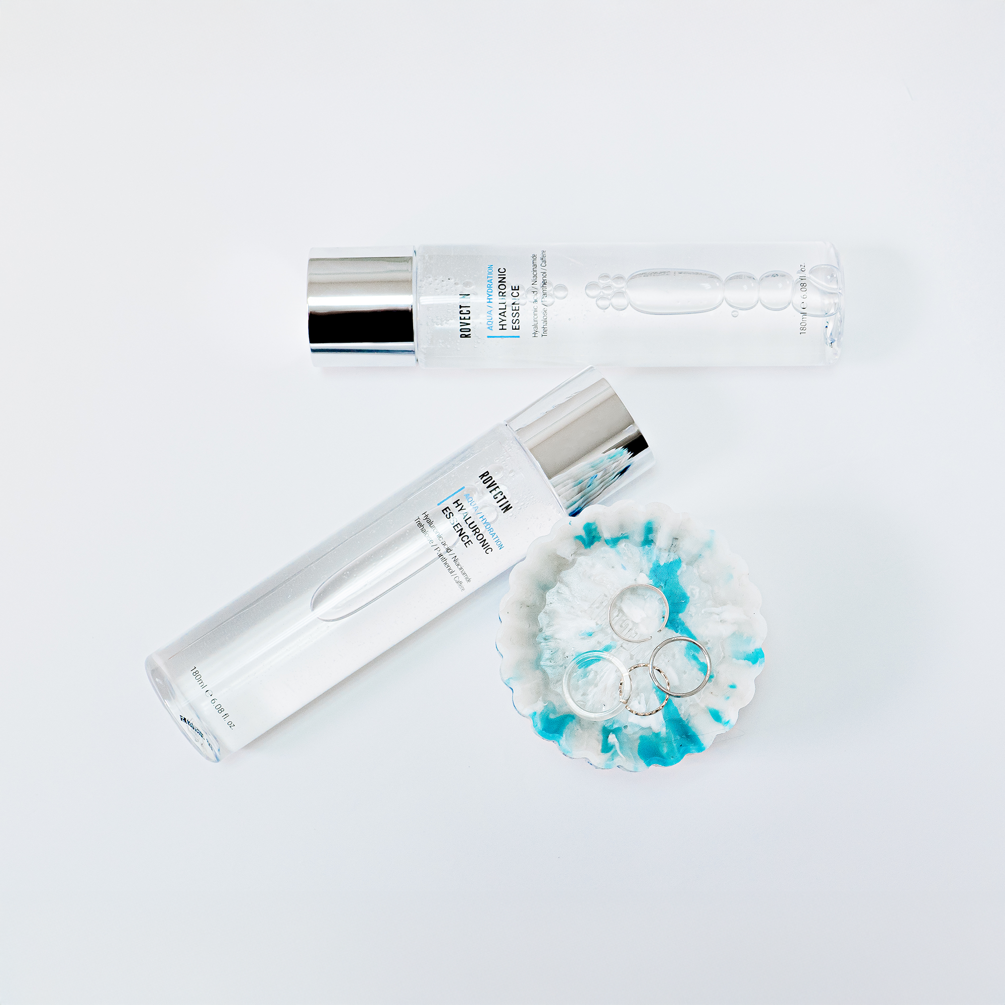 Aqua Hyaluronic Essence
